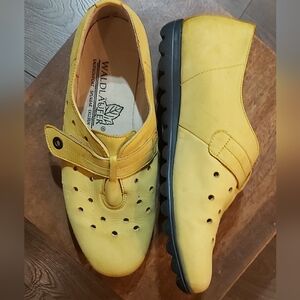 Walflaufer Hadya Yellow Shoes